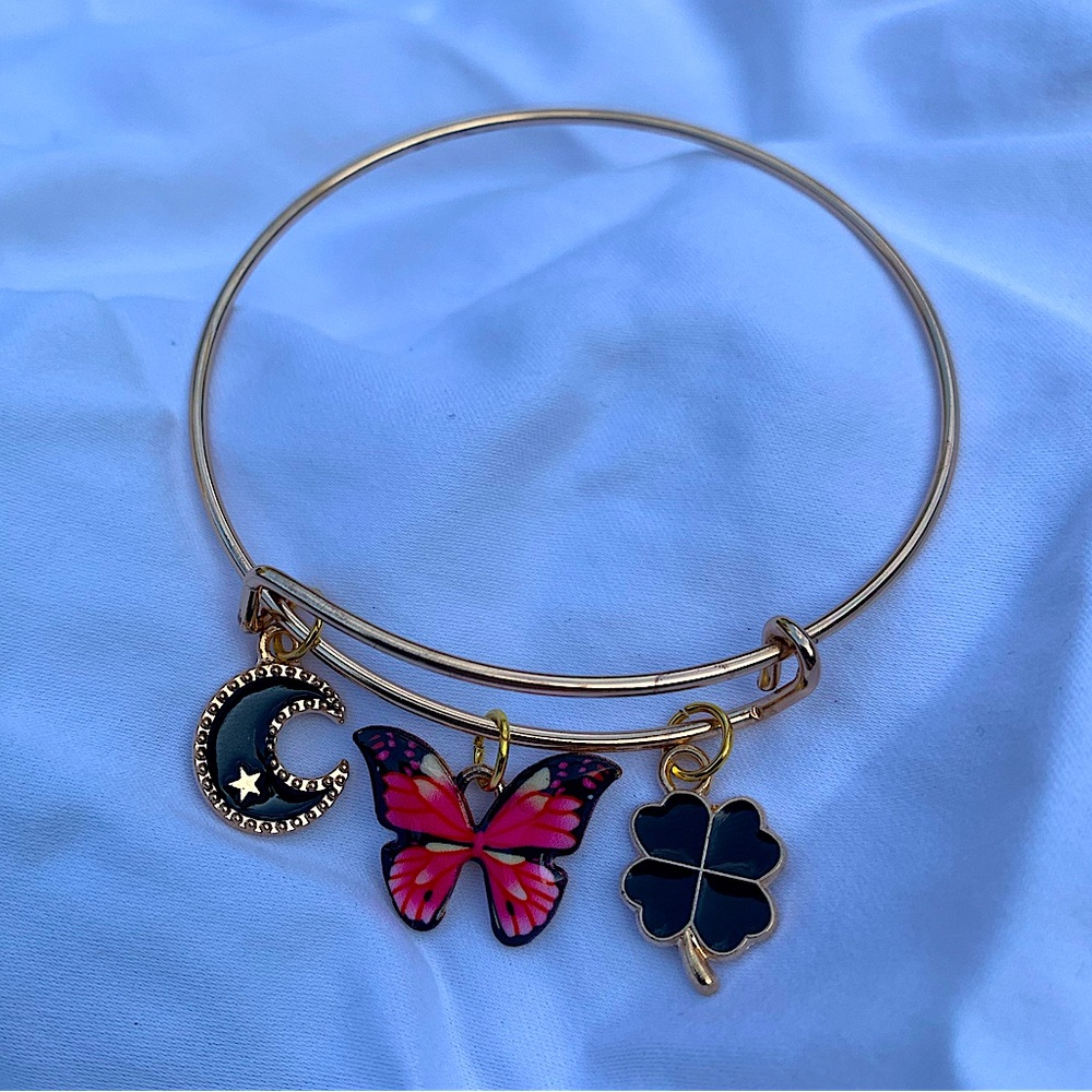 Brand New! Handmade! Adjustable Charm Bracelet